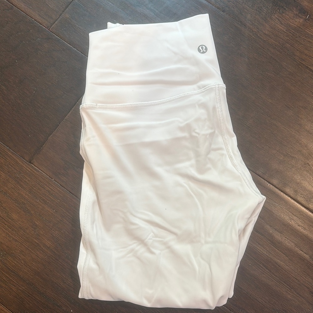 Lululemon White High-Waisted Leggings